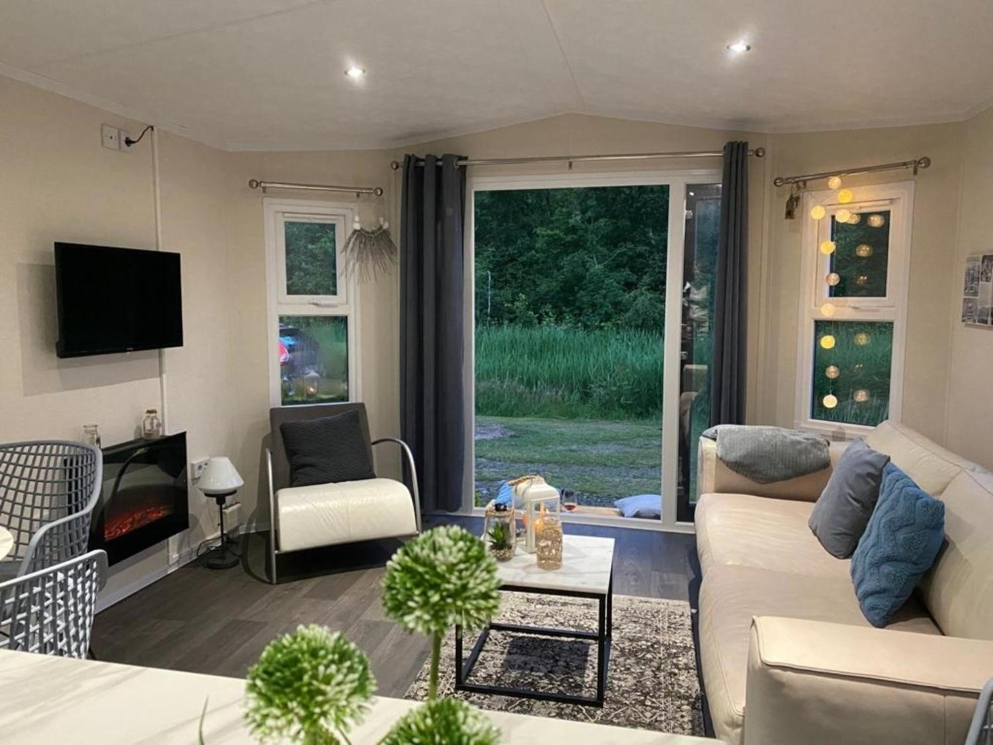 Natur Pur, O4 Neues Ferienhaus Natureingebunden, Familien- Und Hundefreundlich Eingezaeunt Callantsoog Exterior photo